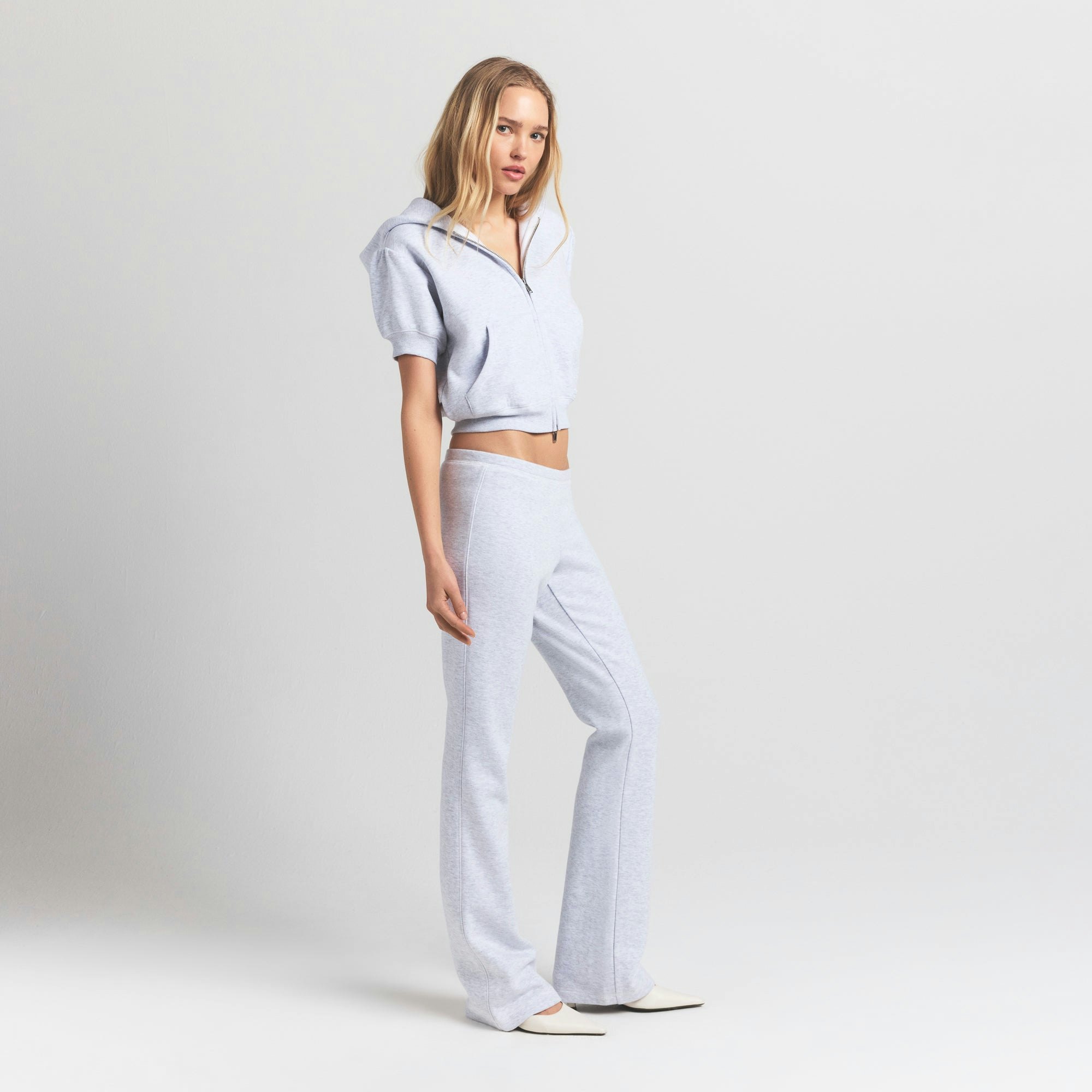 COTTON FLEECE BUBBLE SLEEVE CROPPED ZIP UP - LIGHT HEATHER GREY - image 3