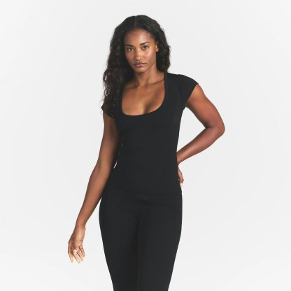 REFINED KNIT SCOOP NECK TOP - OBSIDIAN - image 7