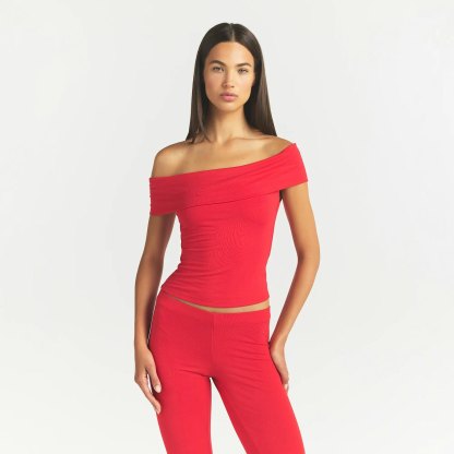 SMOOTH LAYERS ASYMMETRICAL OFF THE SHOULDER TOP - CARMINE - image 2
