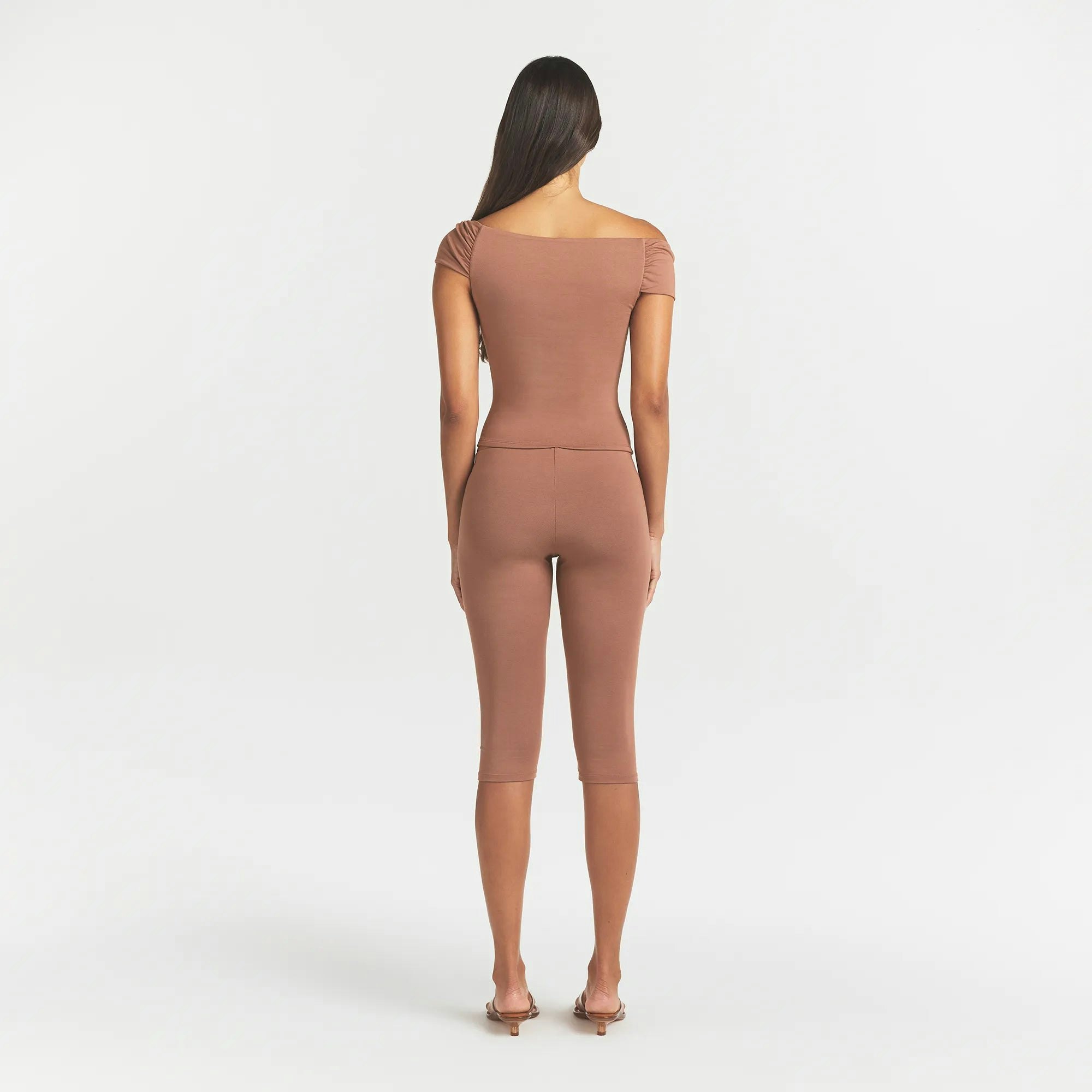 SMOOTH LAYERS ASYMMETRICAL OFF THE SHOULDER TOP - NUTMEG - image 13