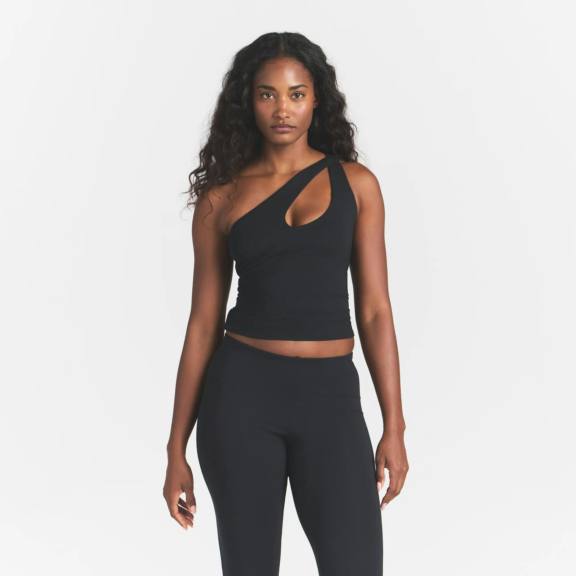 SMOOTH LAYERS ONE SHOULDER TOP - OBSIDIAN - image 7