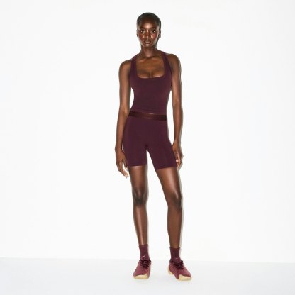 NikeSKIMS VINTAGE SEAMLESS RACER BACK TANK - CURRANT - image 19
