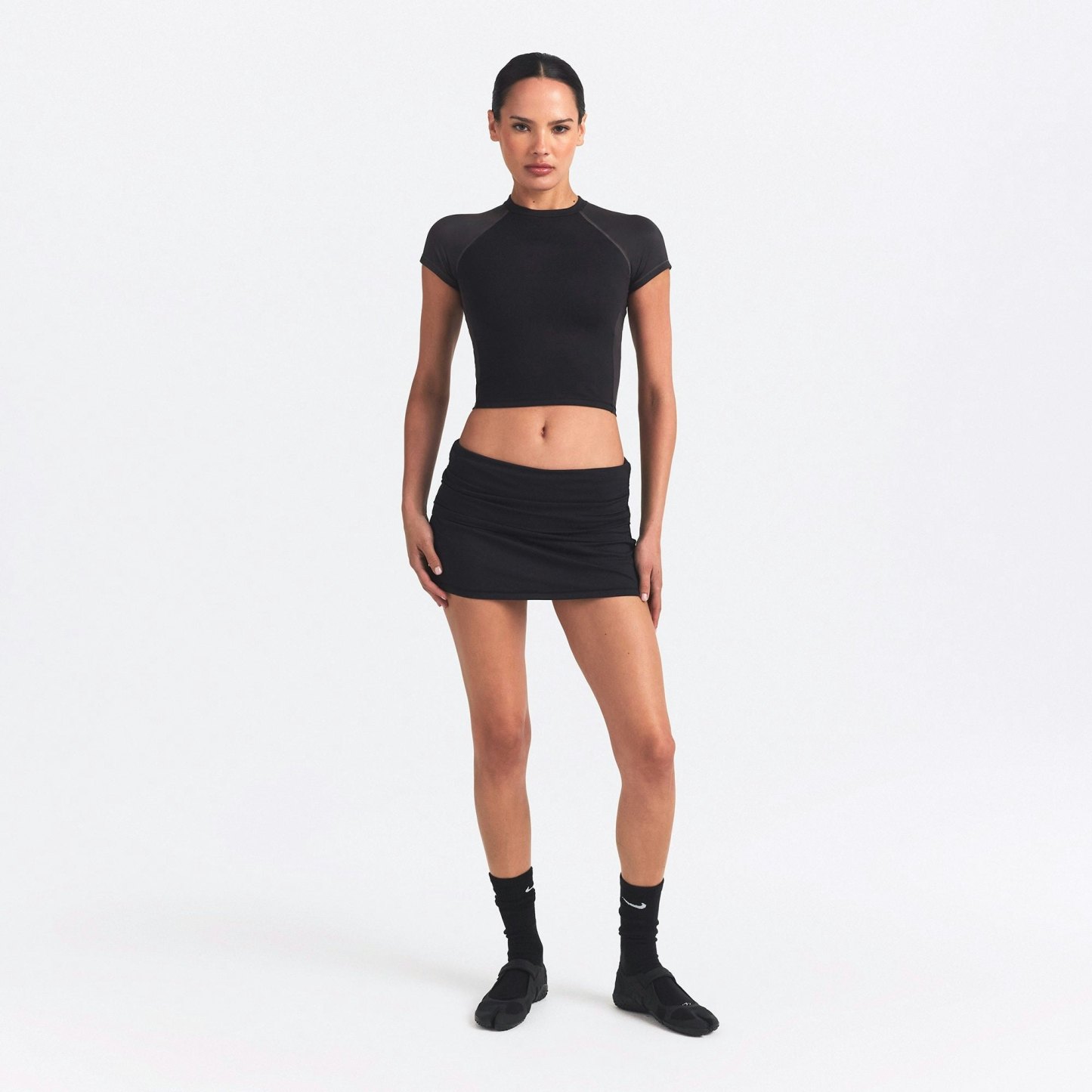 NikeSKIMS MATTE SHINE MIX CROPPED BABY TEE - OBSIDIAN AND IGNEOUS - image 8