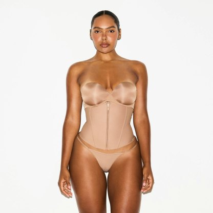 SKIMS BODY CORE SCULPT WAIST CINCHER - SIENNA