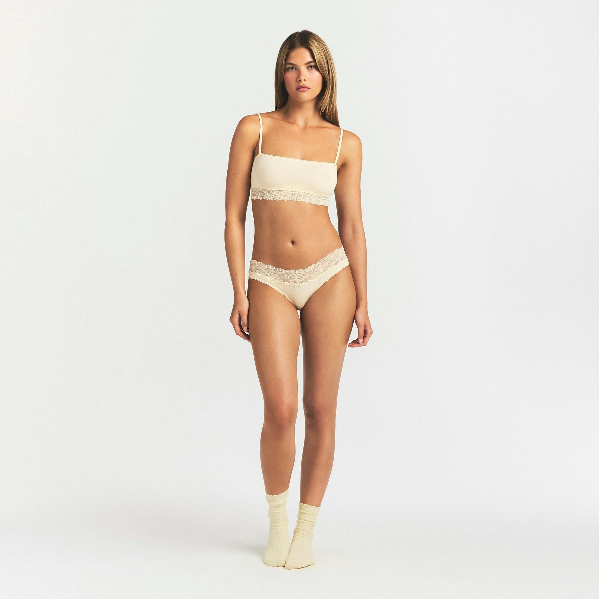 LIGHTWEIGHT COTTON WIDE LACE BRIEF - BUTTER TONAL