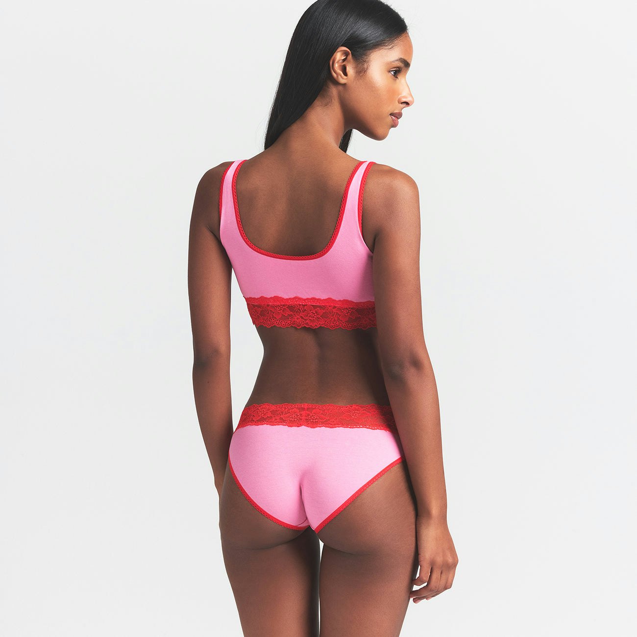 LIGHTWEIGHT COTTON WIDE LACE BRIEF - CARNATION CONTRAST