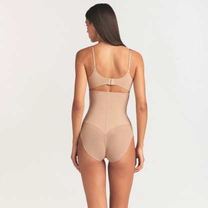 POWER MESH SHAPEWEAR CORE SCULPT HIGH-WAISTED BRIEF - CLAY