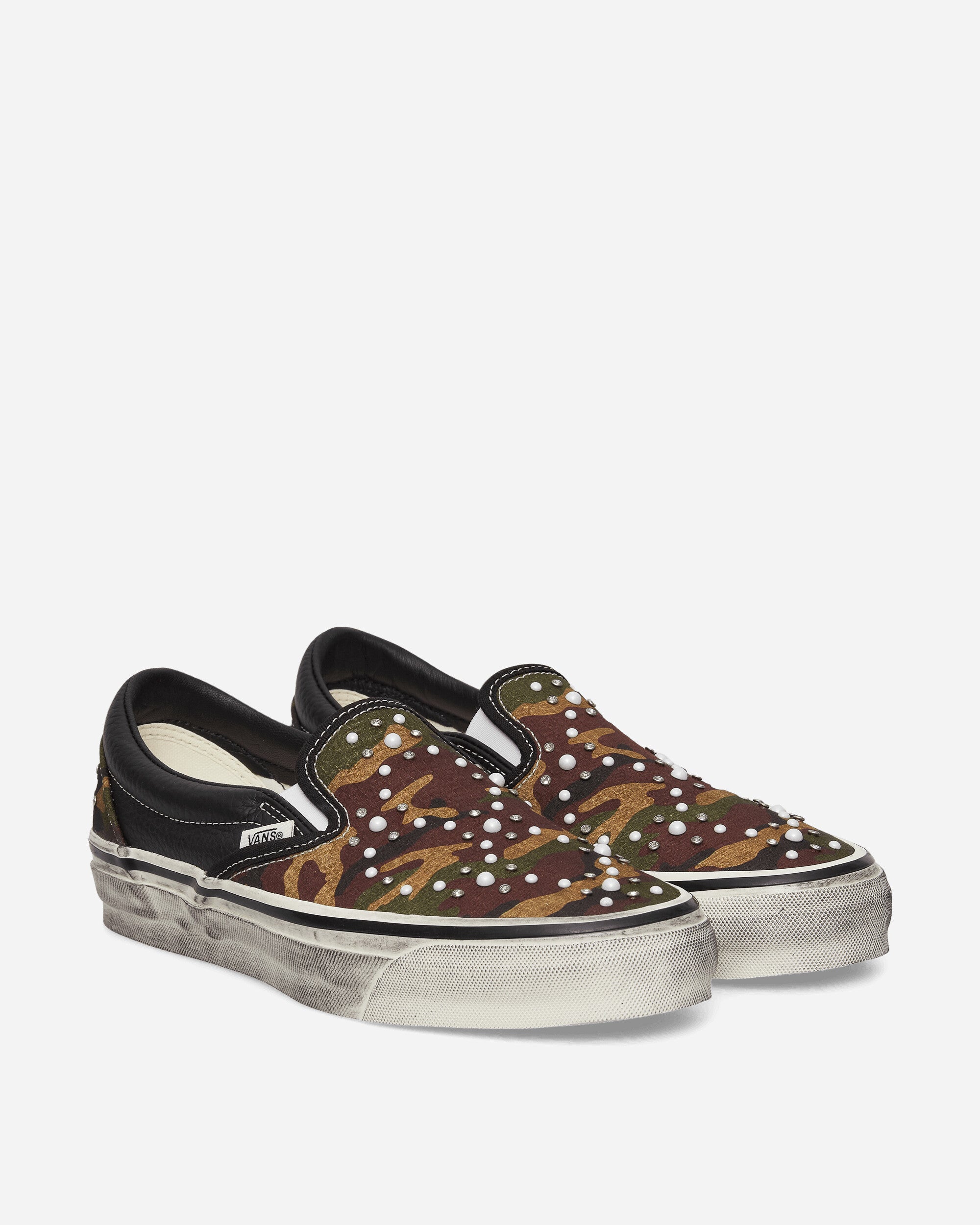 Premium Classic Slip-On Pearlized Sneakers Camo / Black