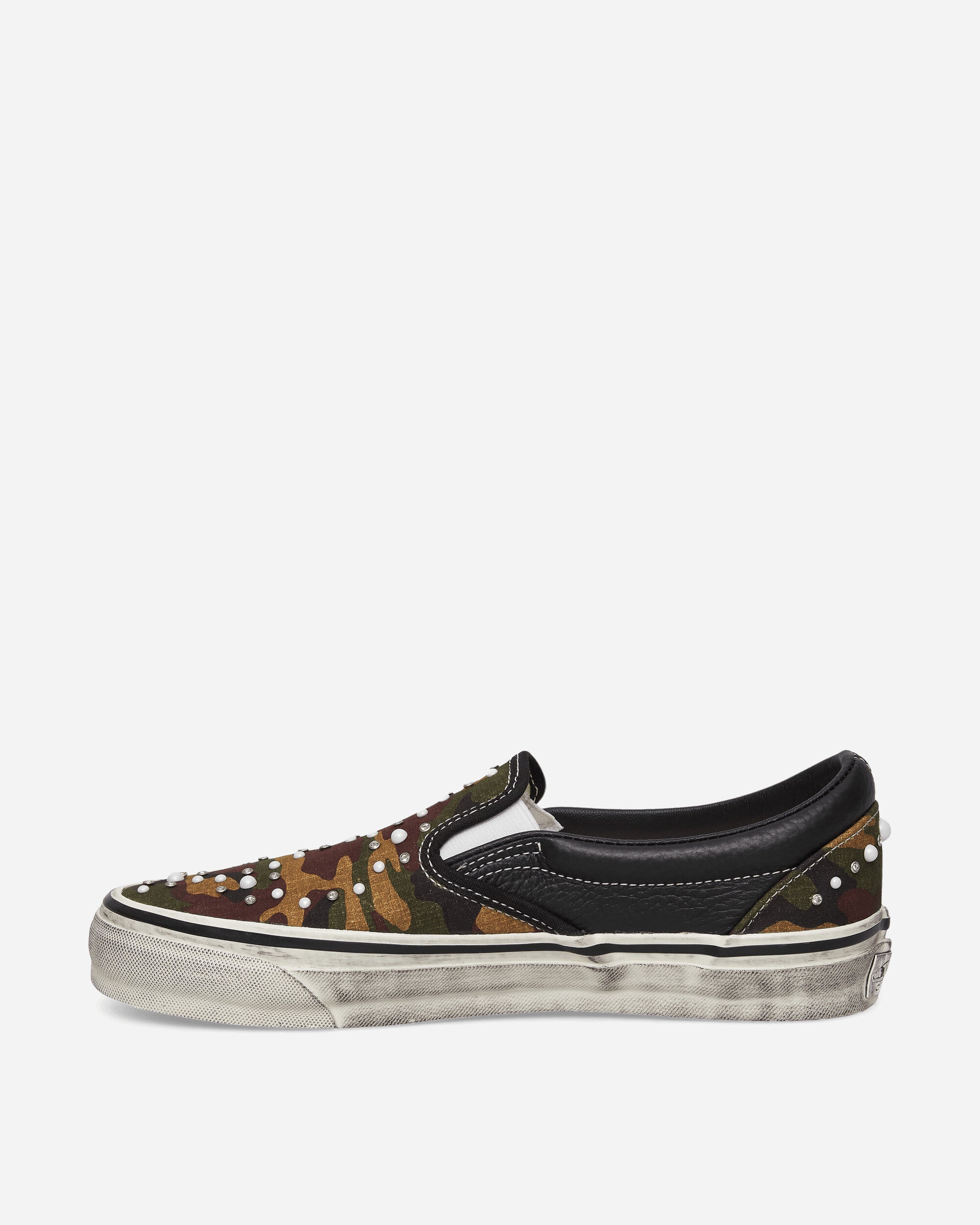 Premium Classic Slip-On Pearlized Sneakers Camo / Black