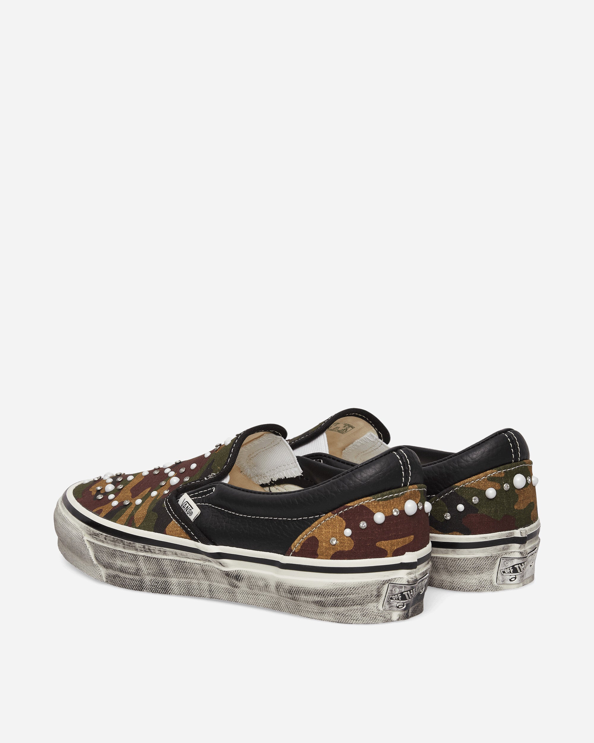 Premium Classic Slip-On Pearlized Sneakers Camo / Black