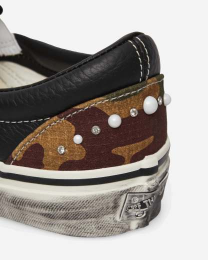 Premium Classic Slip-On Pearlized Sneakers Camo / Black