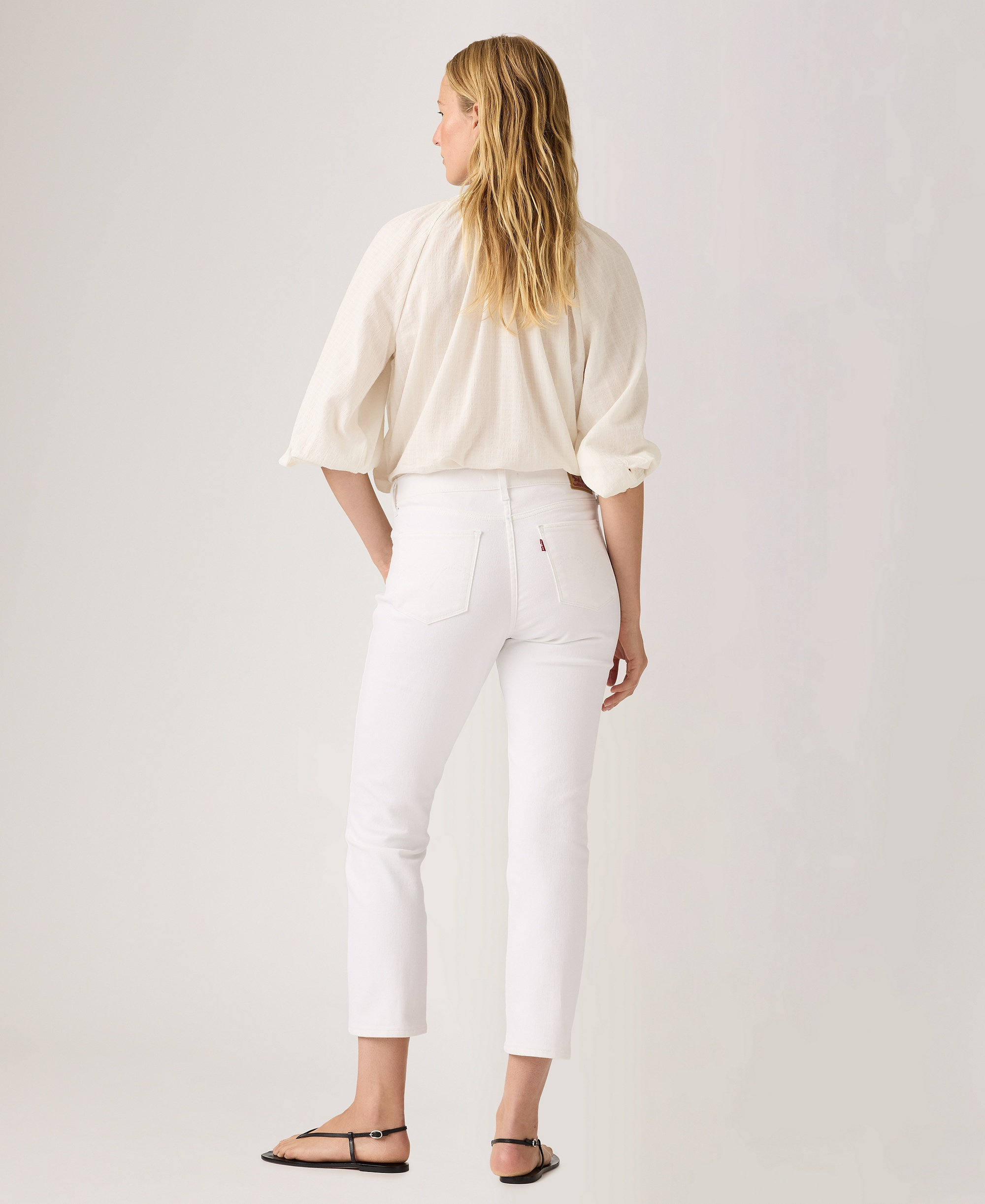 Levi's Women's Classic Mid-Rise Ankle Straight-Leg Jeans - Simply White