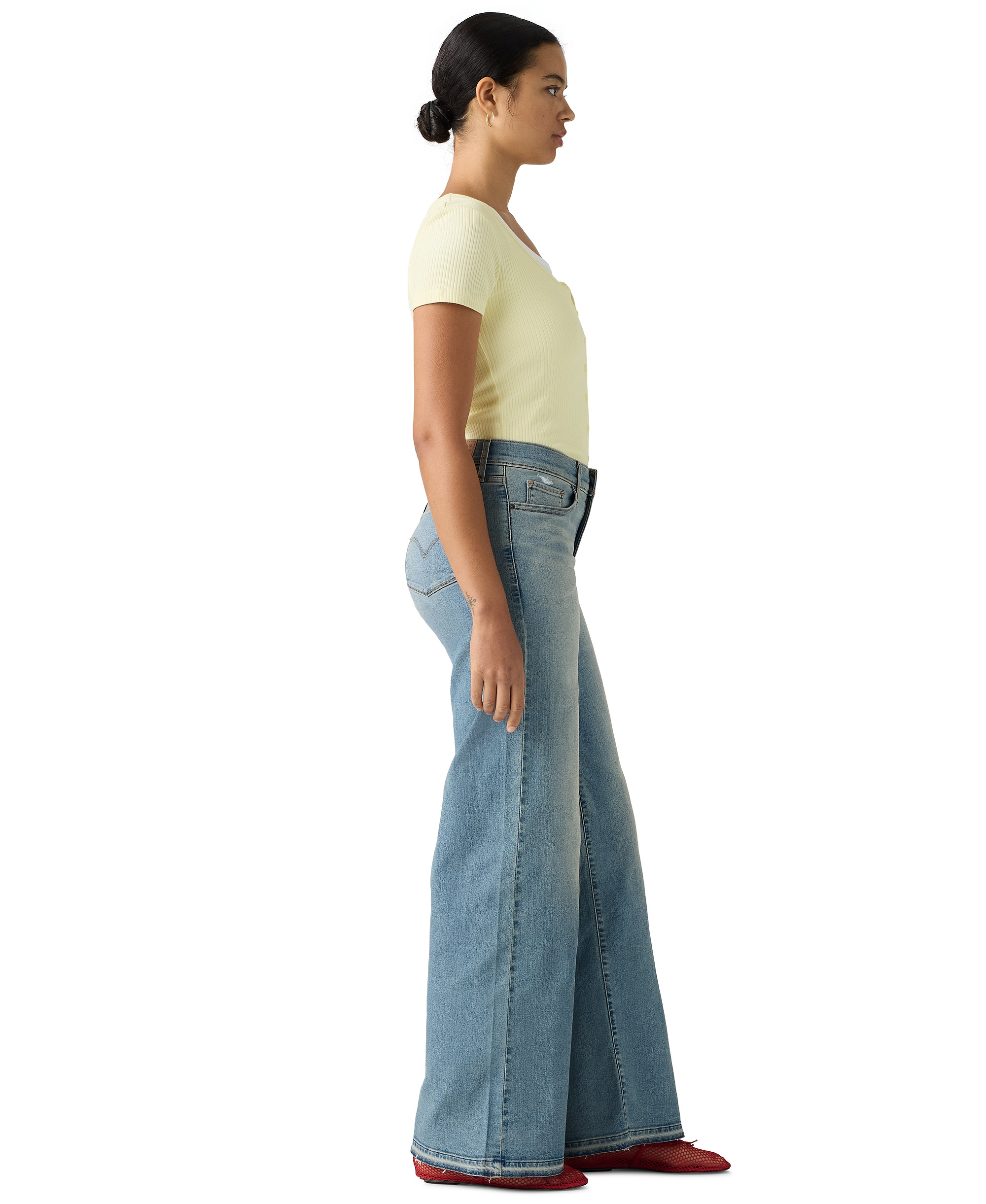 Levi's Women's 318 Shaping Stellar-Stretch Wide-Leg Jeans - Centering Self
