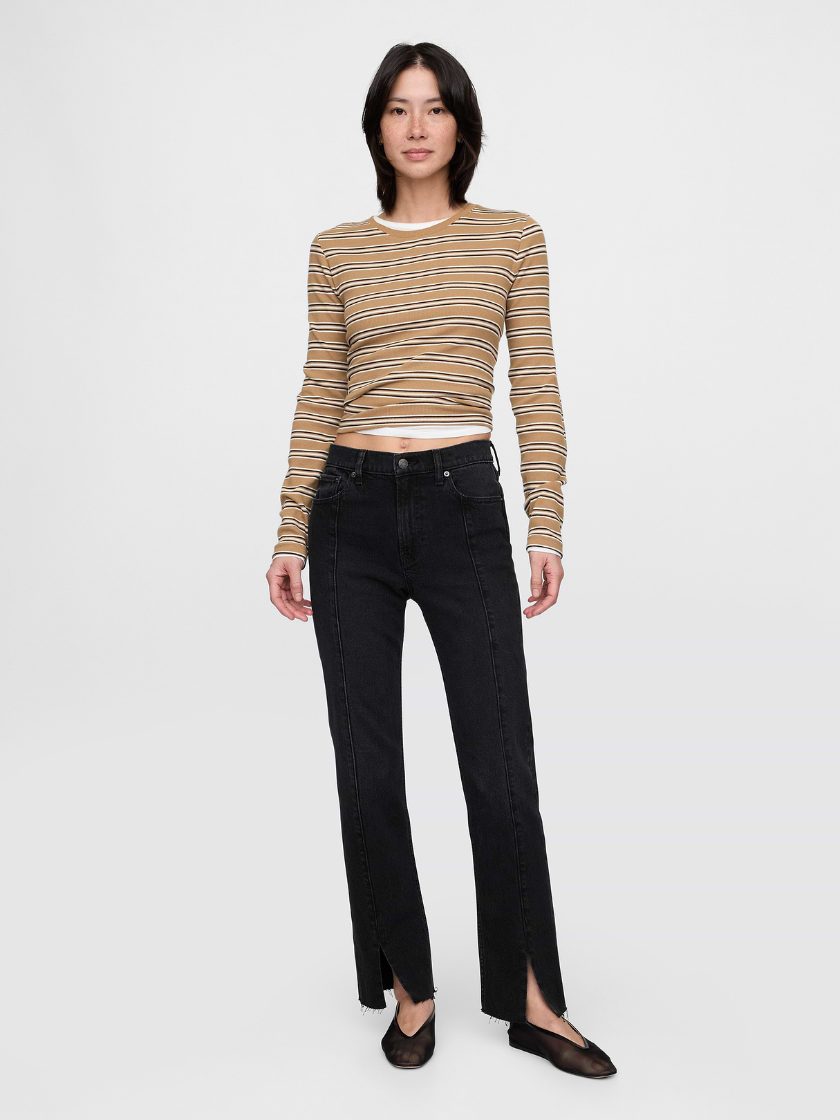 High Rise '90s Slim Straight Jeans - Black
