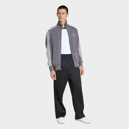Men's adidas Originals adicolor Baggy Track Pants - Stone Khaki - view 2