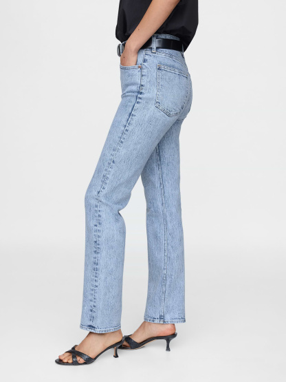 High Rise '90s Slim Straight Jeans - Light acid wash
