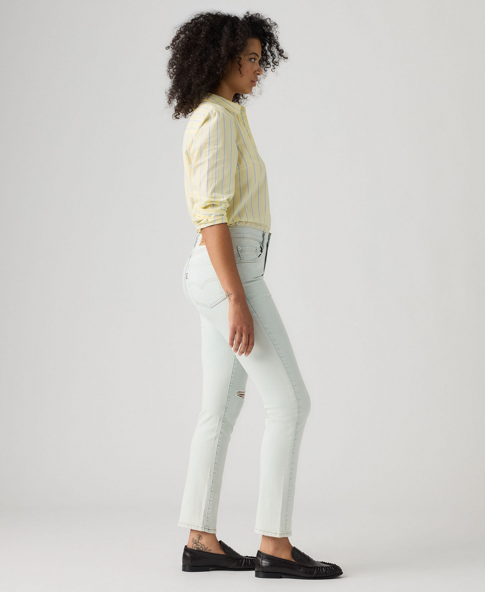 Levi's Women's 724 Straight-Leg Jeans - Where The People Are