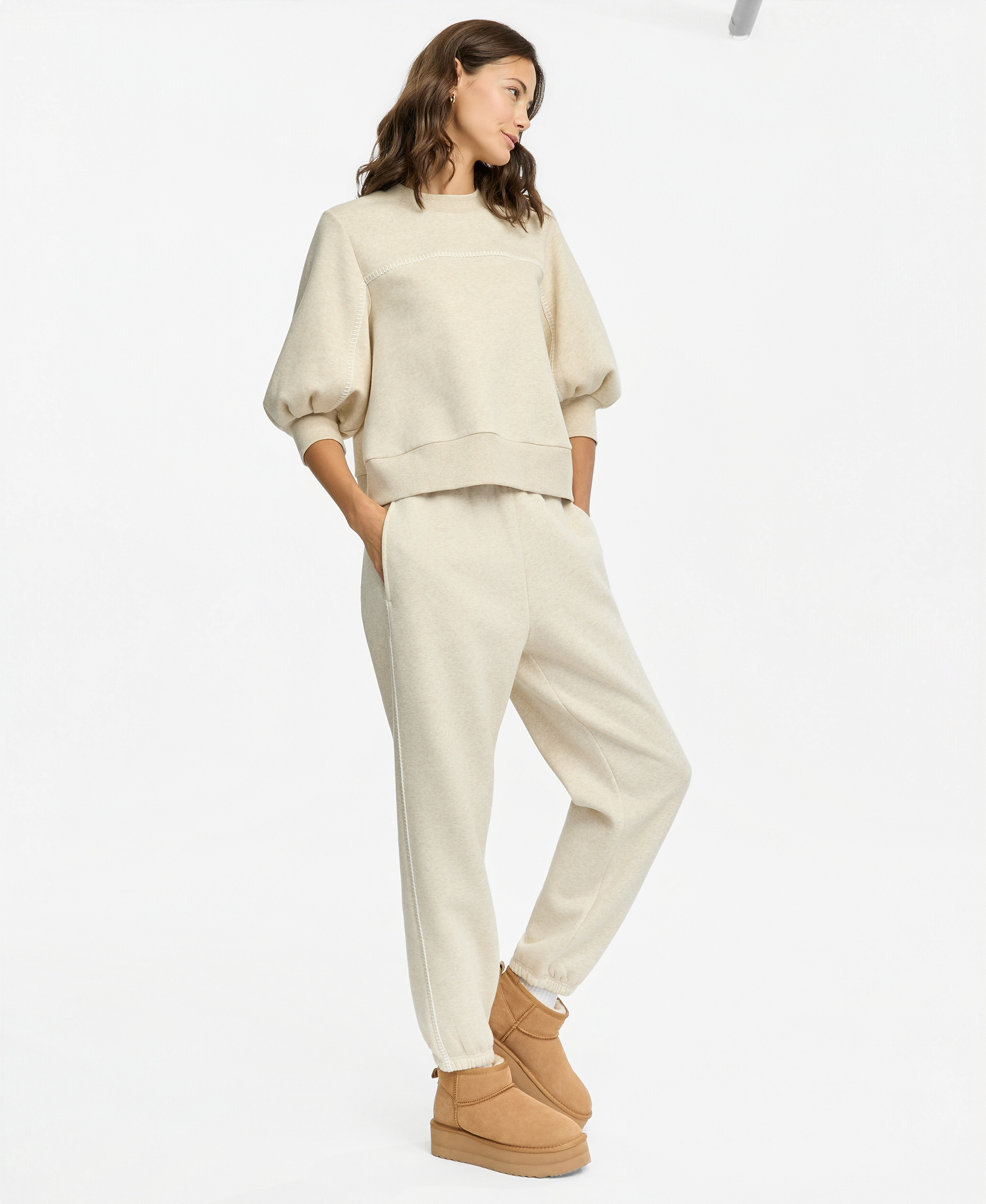 UGG Women's Classic Fleece Sweatpants - Sand Heather