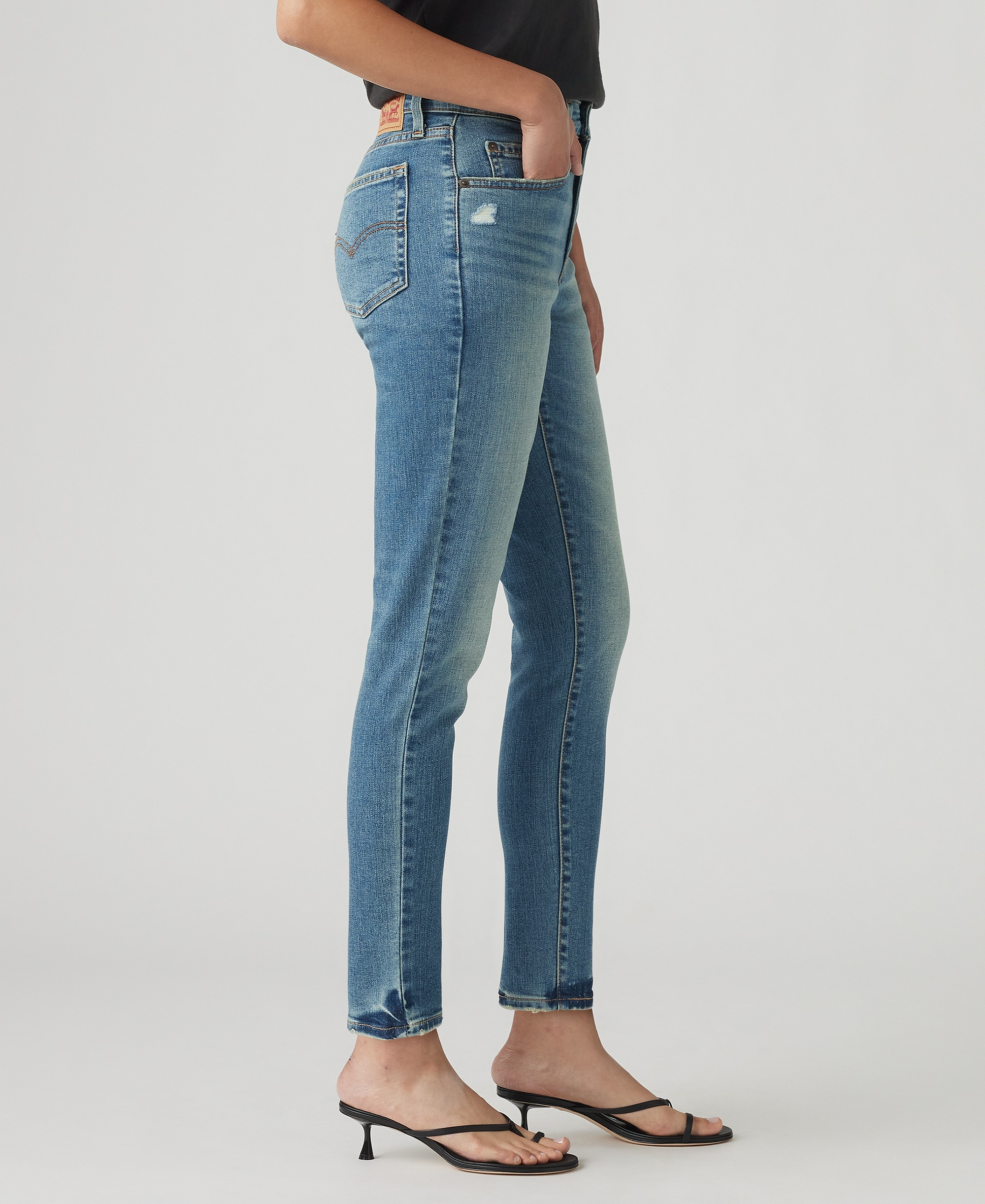 Levi's Women's 721 High-Rise Stretch Skinny Jeans - Cave Wall
