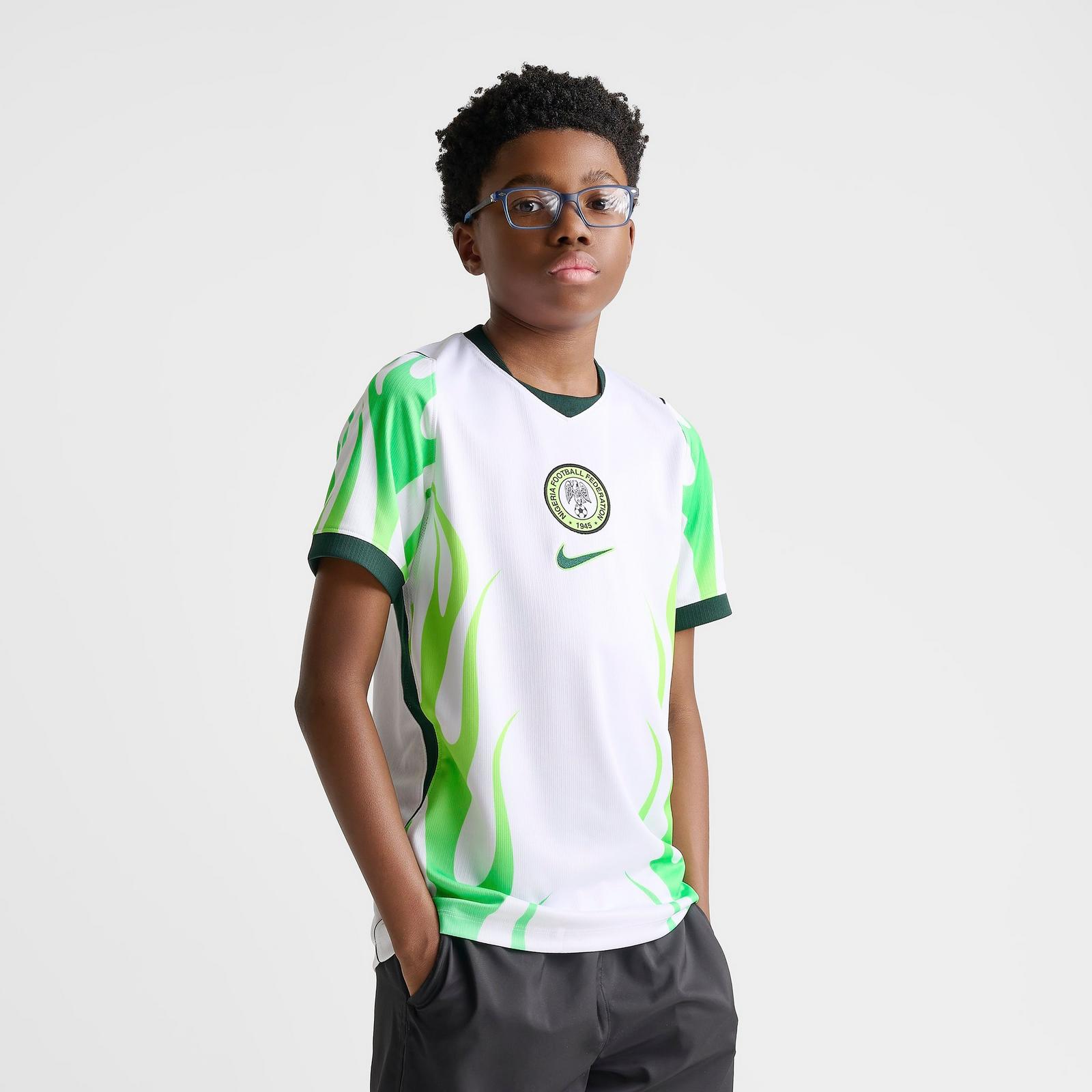 Big Kids' Nike Nigeria 26 Stadium Away Dri-FIT Replica Soccer Jersey - White/Green Glow/Black