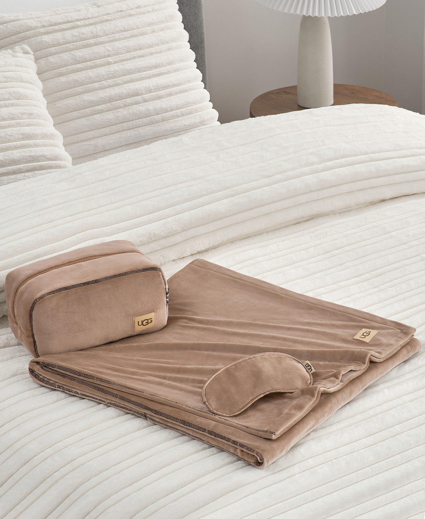 UGG® Raegan 3-Piece Throw, Eye Mask and Case Gift Set - Chestnut