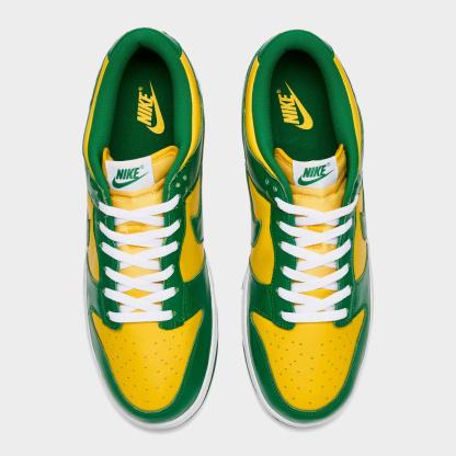 Men's Nithtke Dunk Low SP Casual Shoes - Varsity Maize/Pine Green/White - Top view