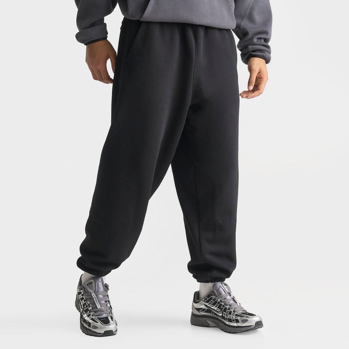 Men's Nithtke Solo Swoosh Cuffed Sweatpants - Black/Sail