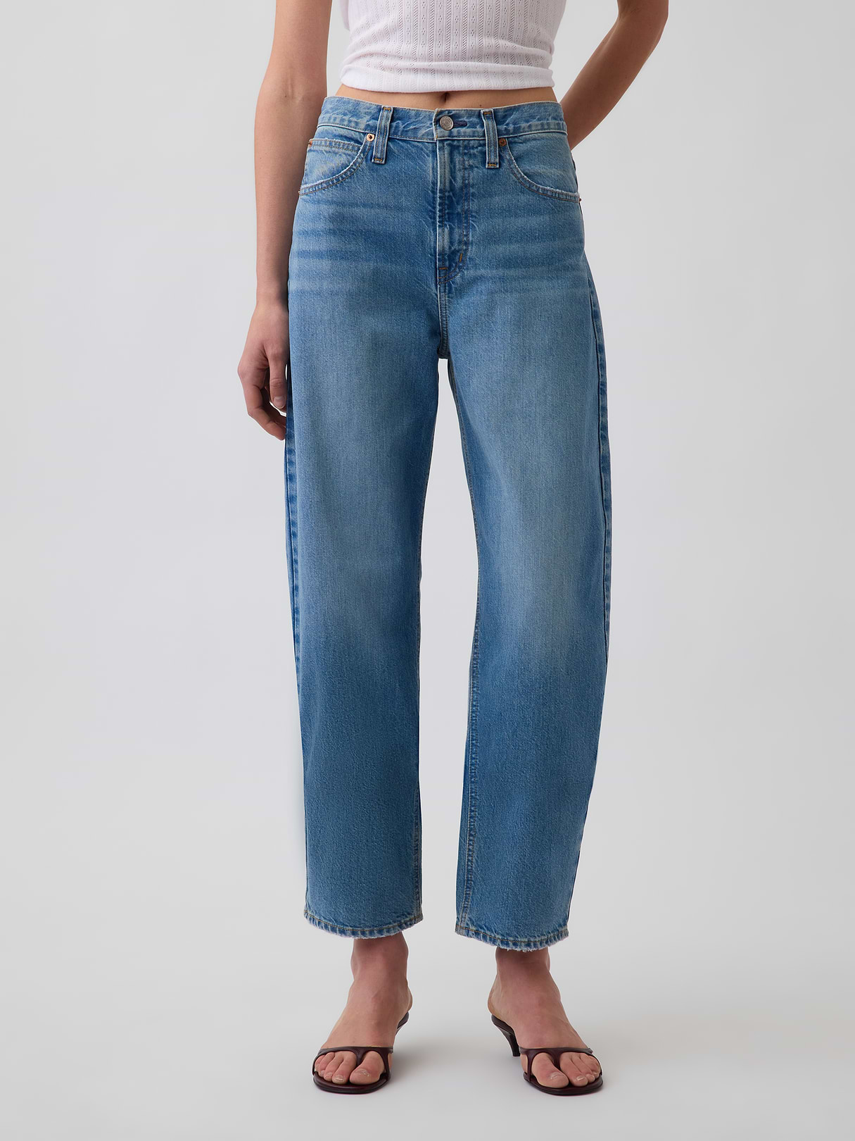 High Rise Crop Barrel Jeans - Medium wash