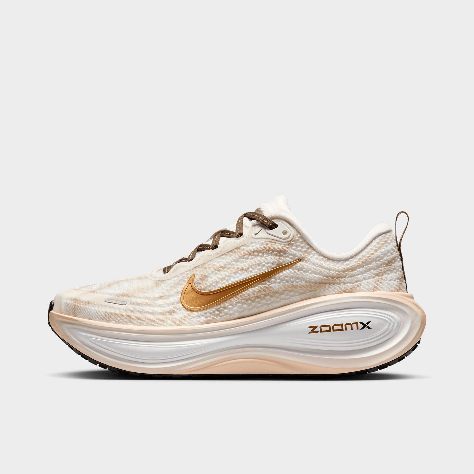 Women's Nike Vomero Plus Running Shoes - Summit White/Dark Hazel/Sanddrift/Metallic Gold