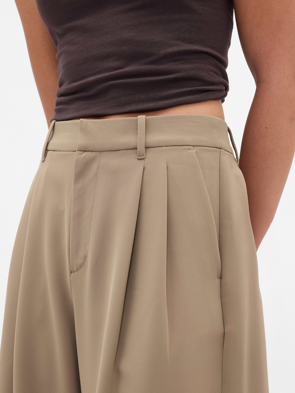 365 High Rise Pleated Trousers - Beachwood beige