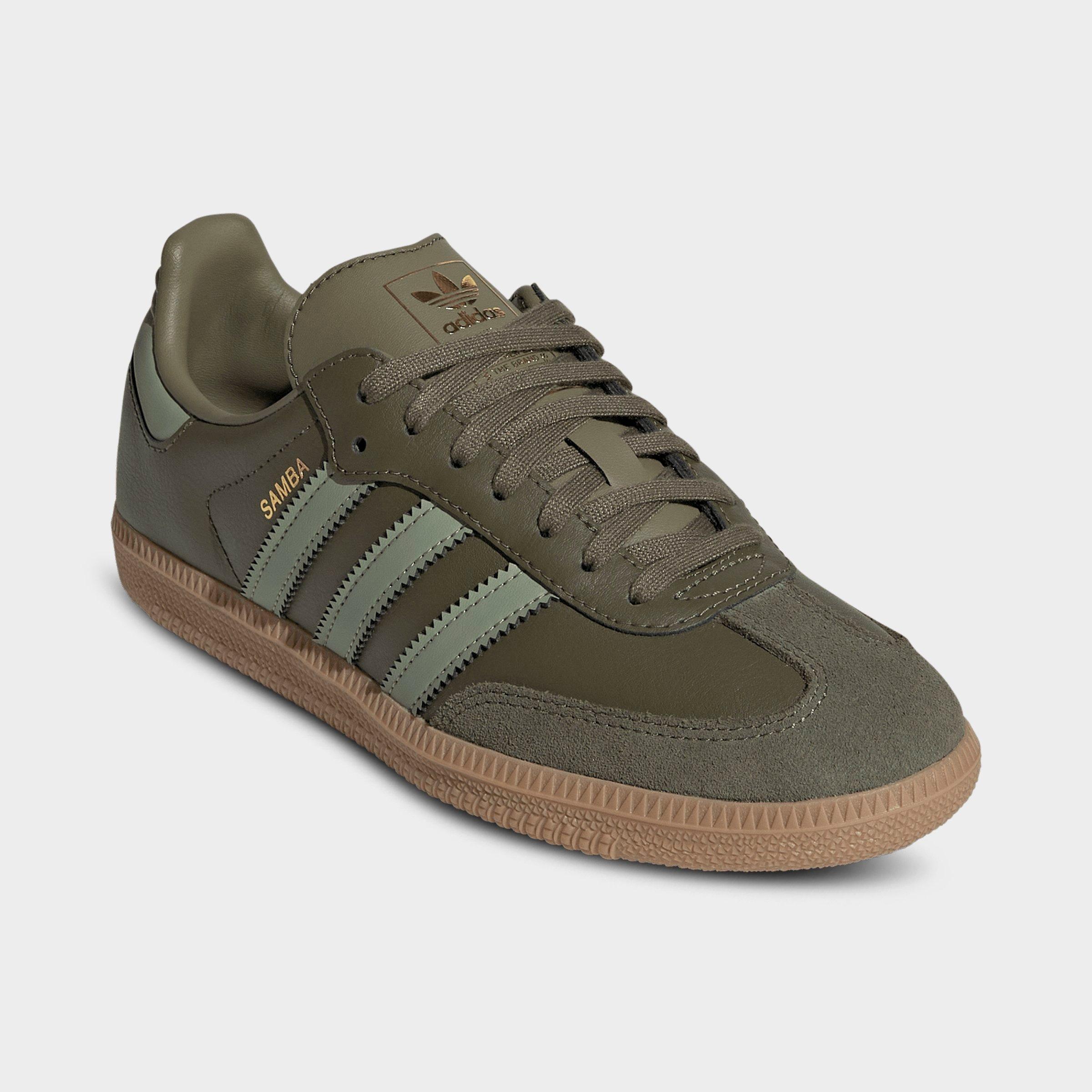 Big Kids' adidas Originals Samba OG Casual Shoes - Part 1 - Olive Strata/Tent Green/Gum - Both shoes facing left