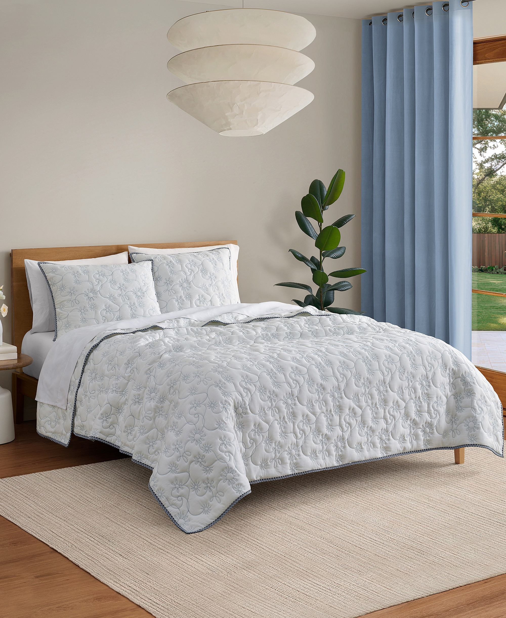 UGG® Botanic 2-Piece Quilt Set, Twin/Twin XL - Snow, Lilac