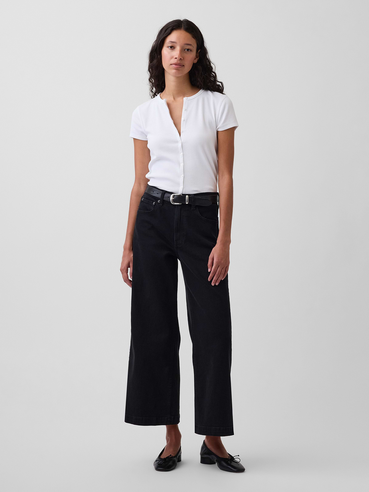 High Rise Stride Wide-Leg Ankle Jeans - Black
