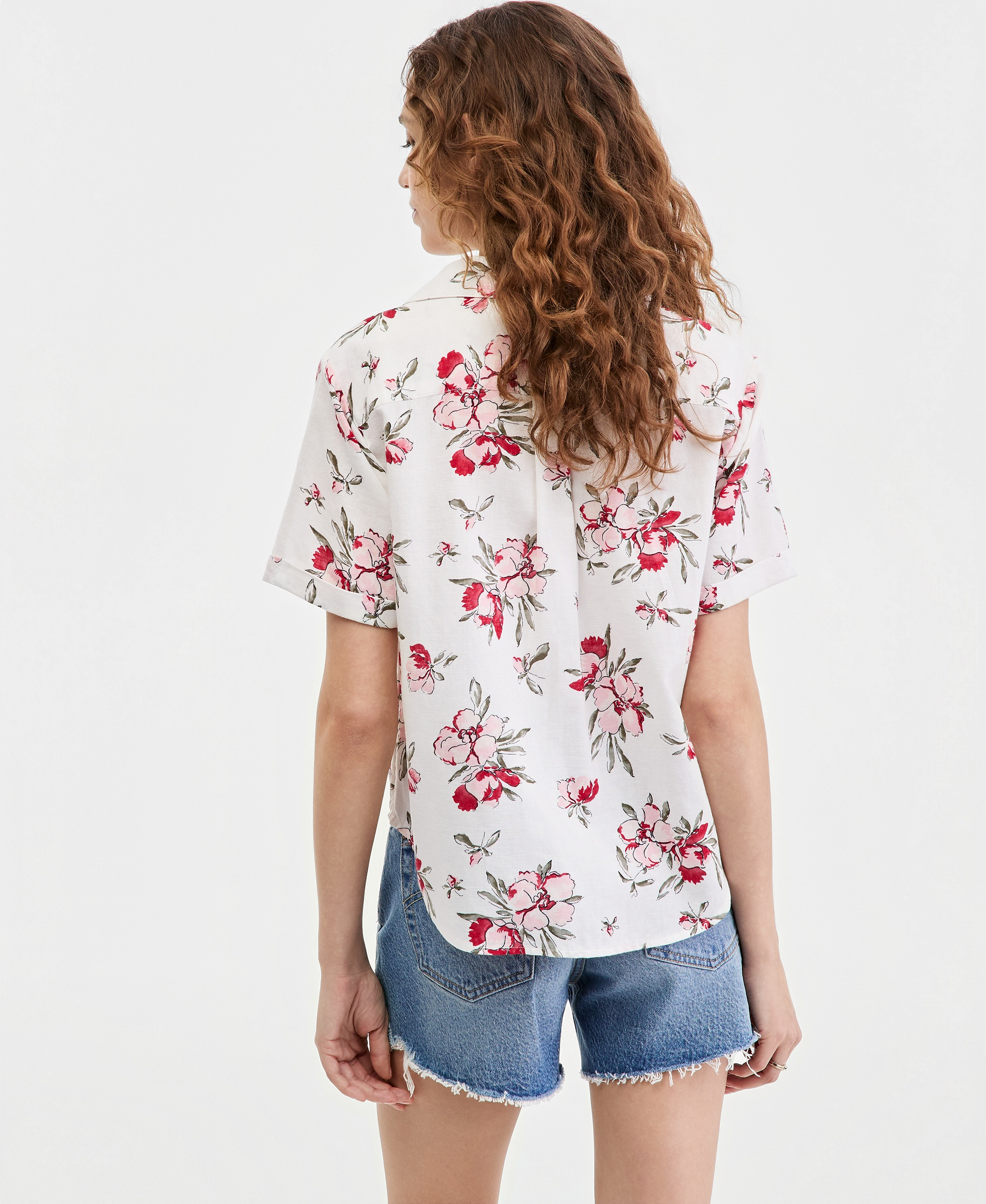 Levi's Women's Bennie Short-Sleeve Camp Shirt - Blake Brushstroke Floral Coral Blush