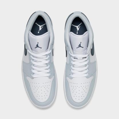 Men's Air Jordan Retro 1 Low Casual Shoes - Aura/White/Squadron Blue - view 5
