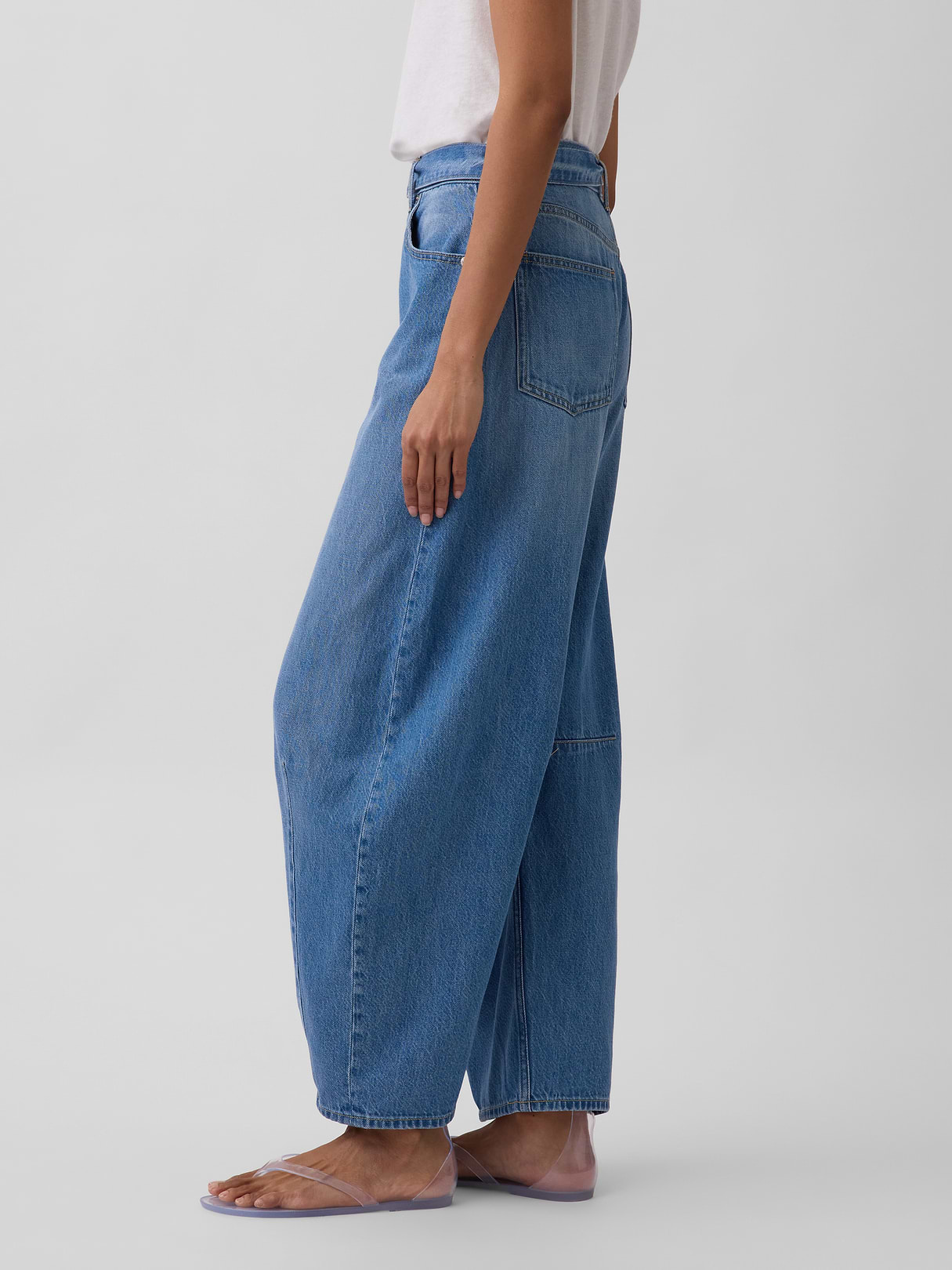 High Rise Horseshoe Jeans - Medium indigo
