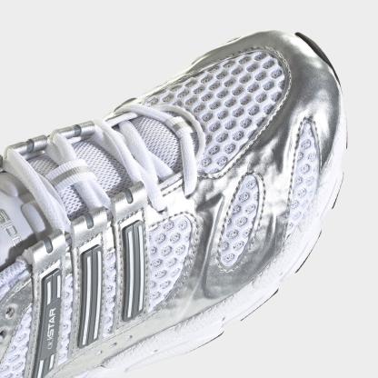 Women's adidas Originals Adistar MLD Casual Shoes - Cloud White/Grey Three/Core Black - Detail shot