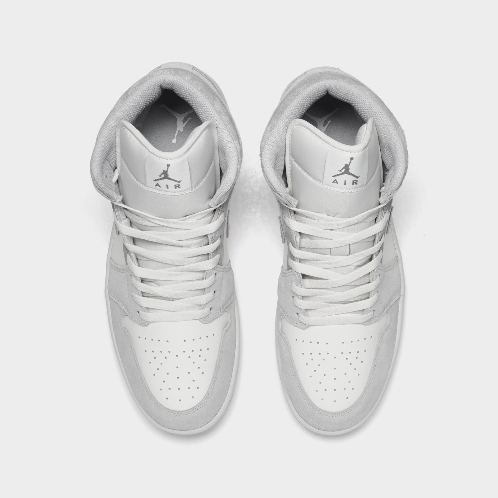 Men's Air Jordan Retro 1 Mid SE Casual Shoes - Neutral Grey/Sail/Smoke Grey - view 5