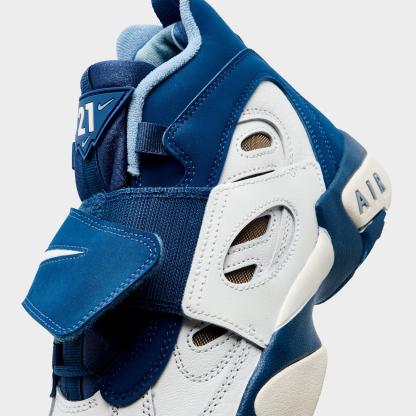 Big Kids' Nithtke Diamond Turf 2 Casual Shoes - Sail/Mystic Navy/Blue Grey/Metallic Gold - Detail shot