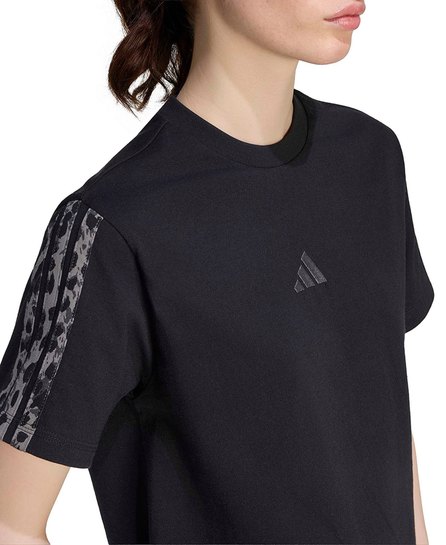 adidas Women's Seasonal Essentials Crewneck T-Shirt - Black/multicolor/grey Four
