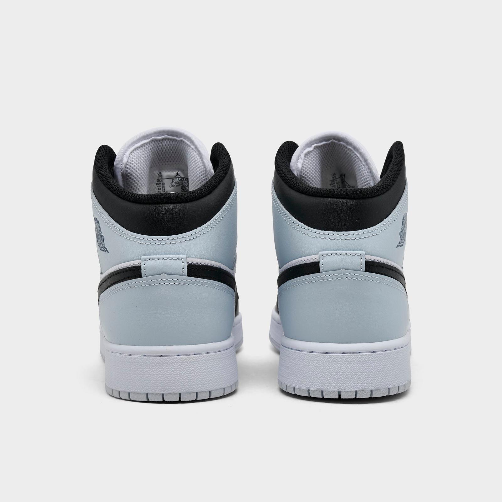 Big Kids' Air Jordan Retro 1 Mid Casual Shoes - Black/Black/Aura/Squadron Blue - view 4
