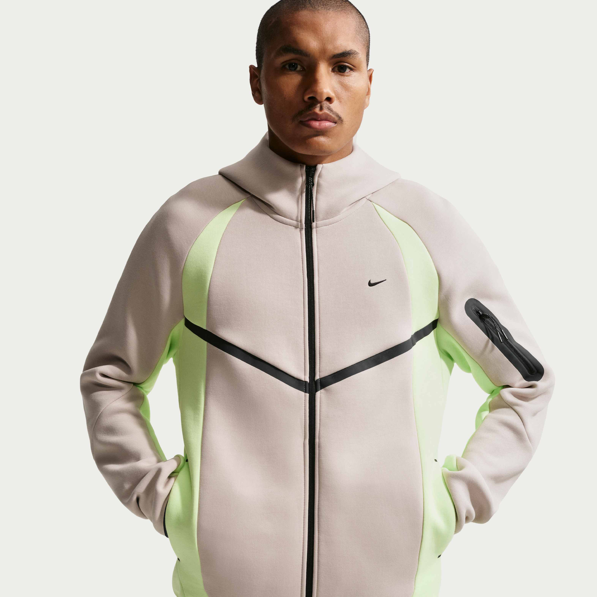 Nike Tech Men's Colour-Block Full-Zip Fleece Windrunner Jacket - Cream II/Light Liquid Lime/Black