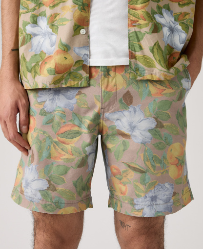 Levi's Premium Men's Authentic Regular-Fit 8" Chino Shorts - Floral