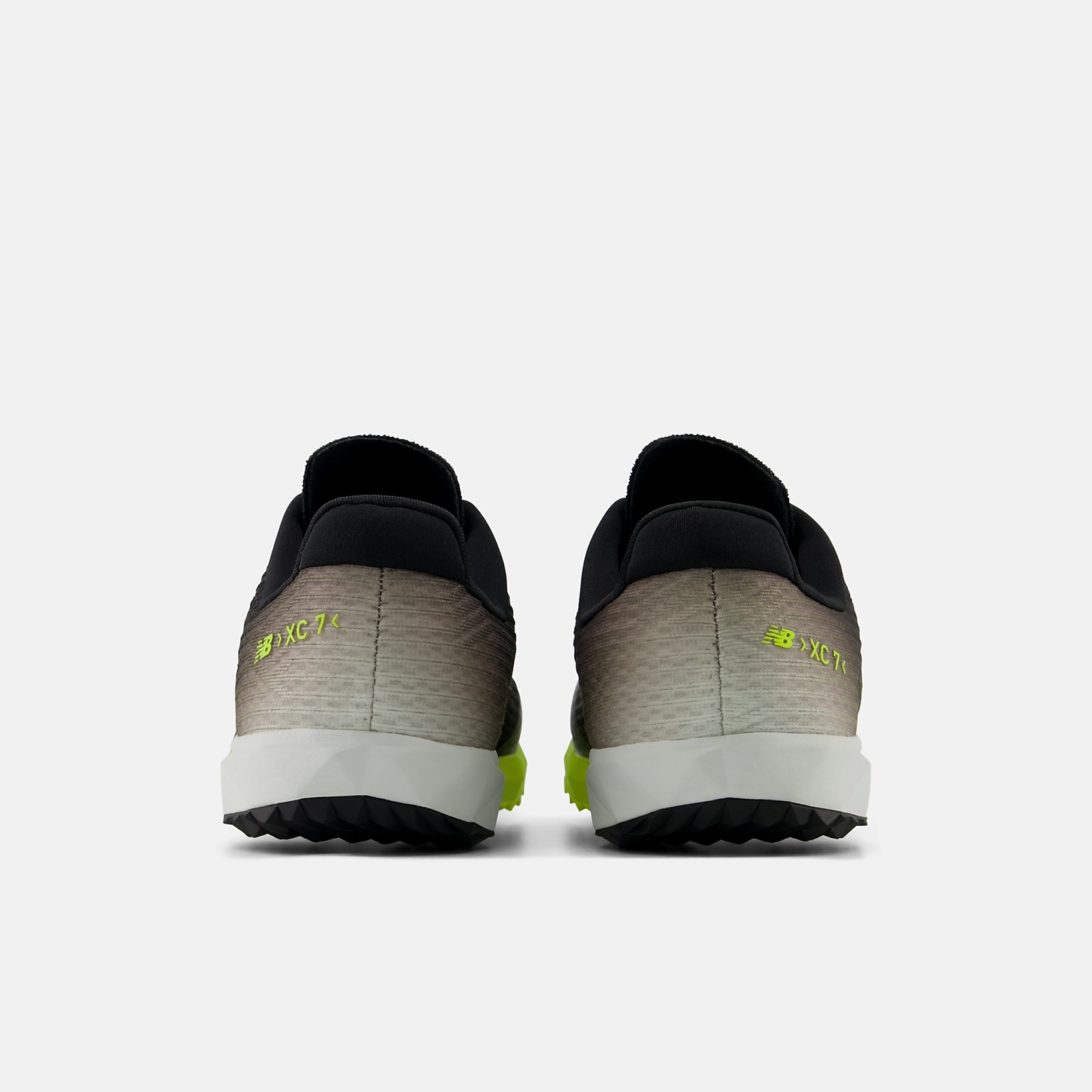 New Balance FuelCell XC7 v5, U74ZU