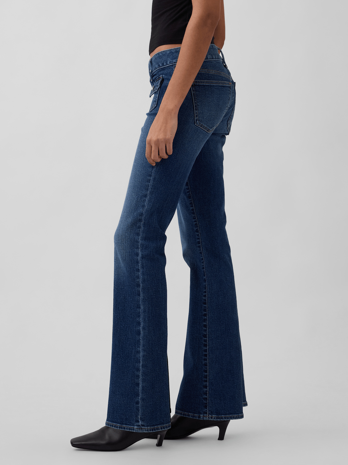 Low Rise Long & Lean Jeans - Medium wash