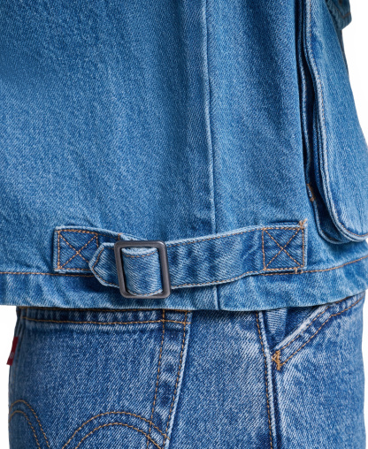 Levi's Women's Cropped Cotton Corduroy-Collar Barn Jacket - Med Wash D
