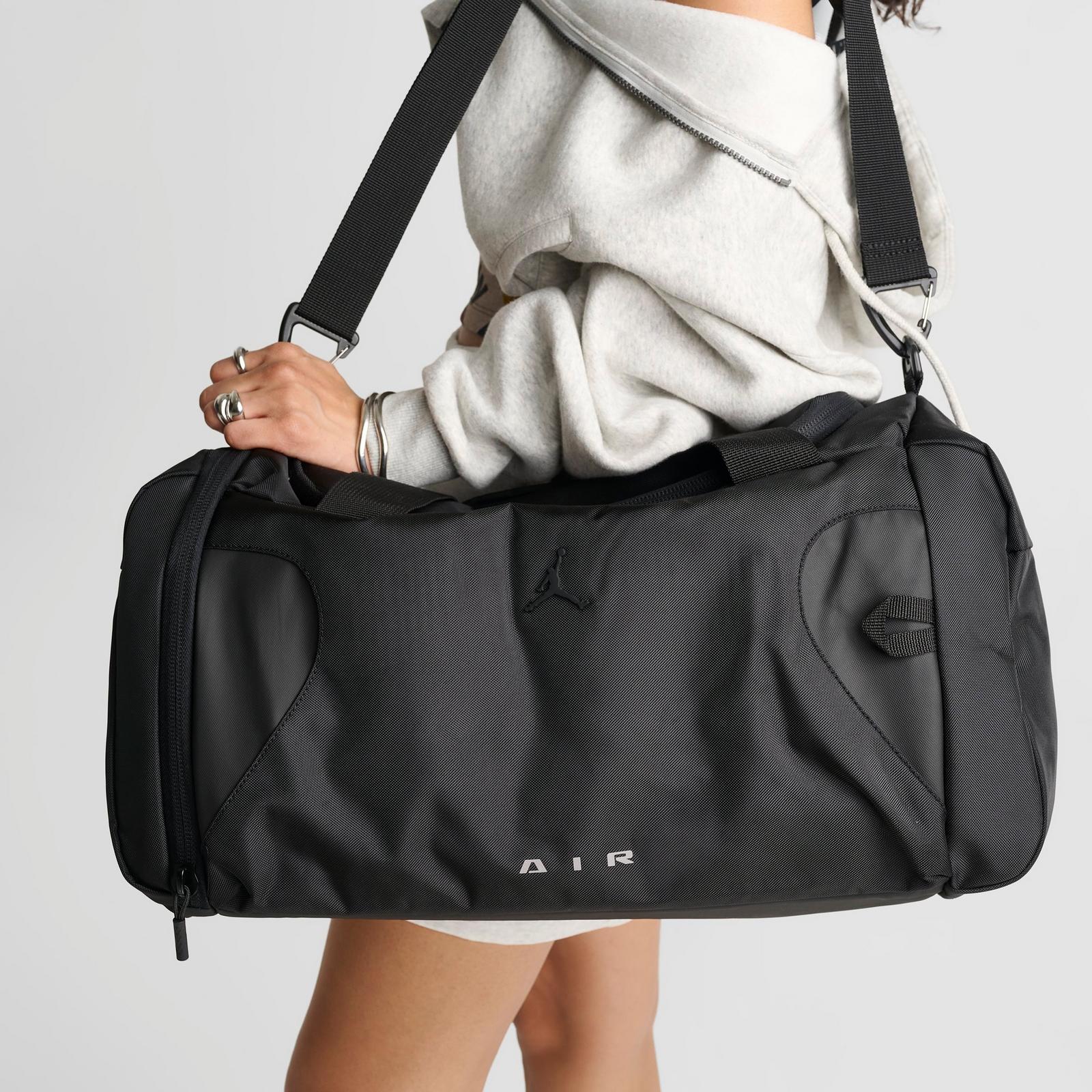 Jordan Element Duffel Bag (68.8L) - Black/Black - view 2