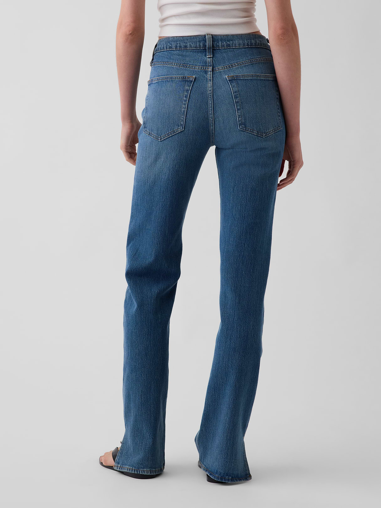 Mid Rise Relaxed Straight Jeans - Medium indigo