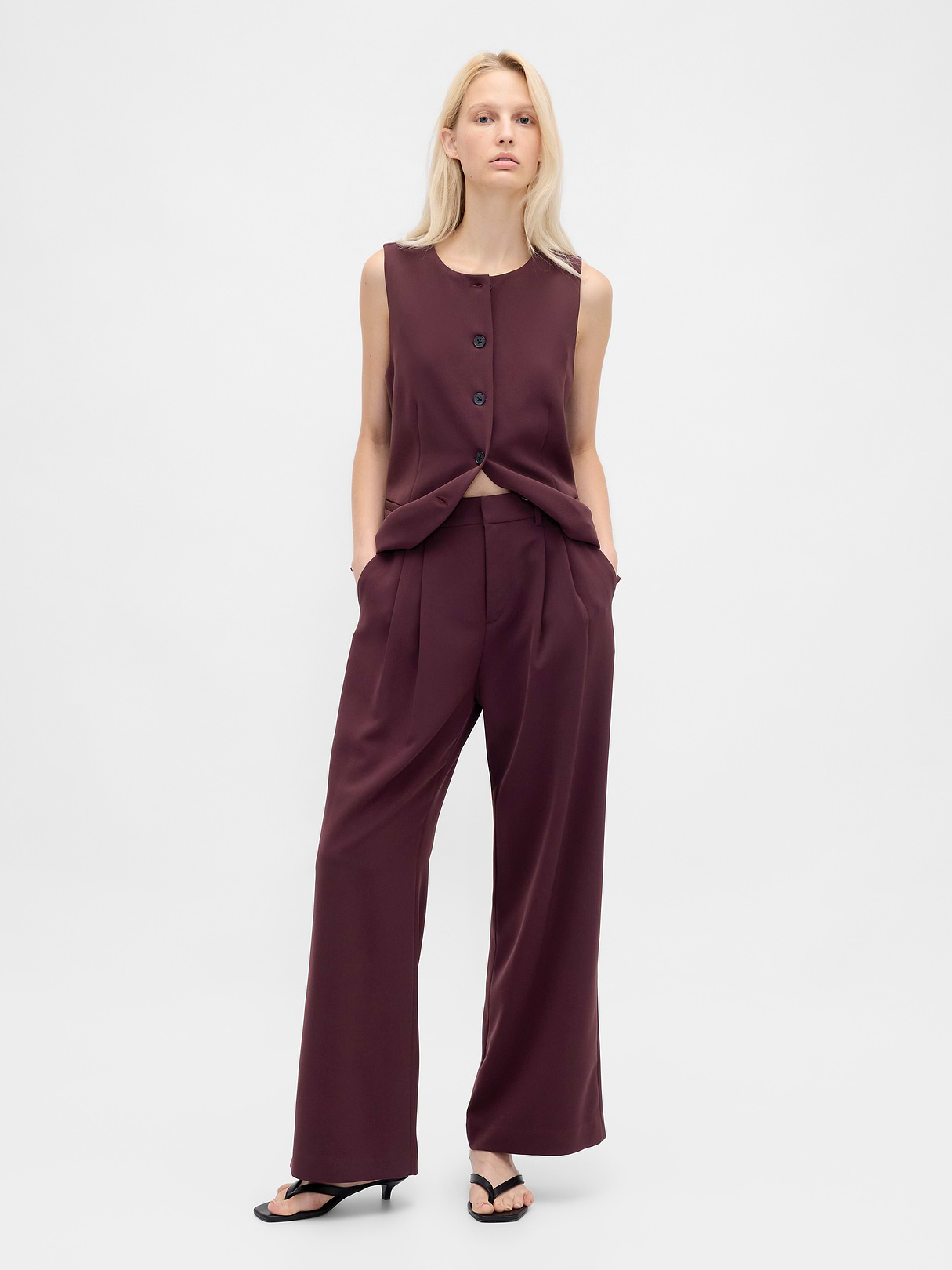 365 High Rise Pleated Trousers - Bordeaux purple