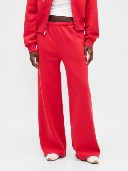 VintageSoft Baggy Sweatpants - Modern red
